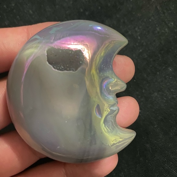 Aura Coated Agate Moon - Picture 4 of 4